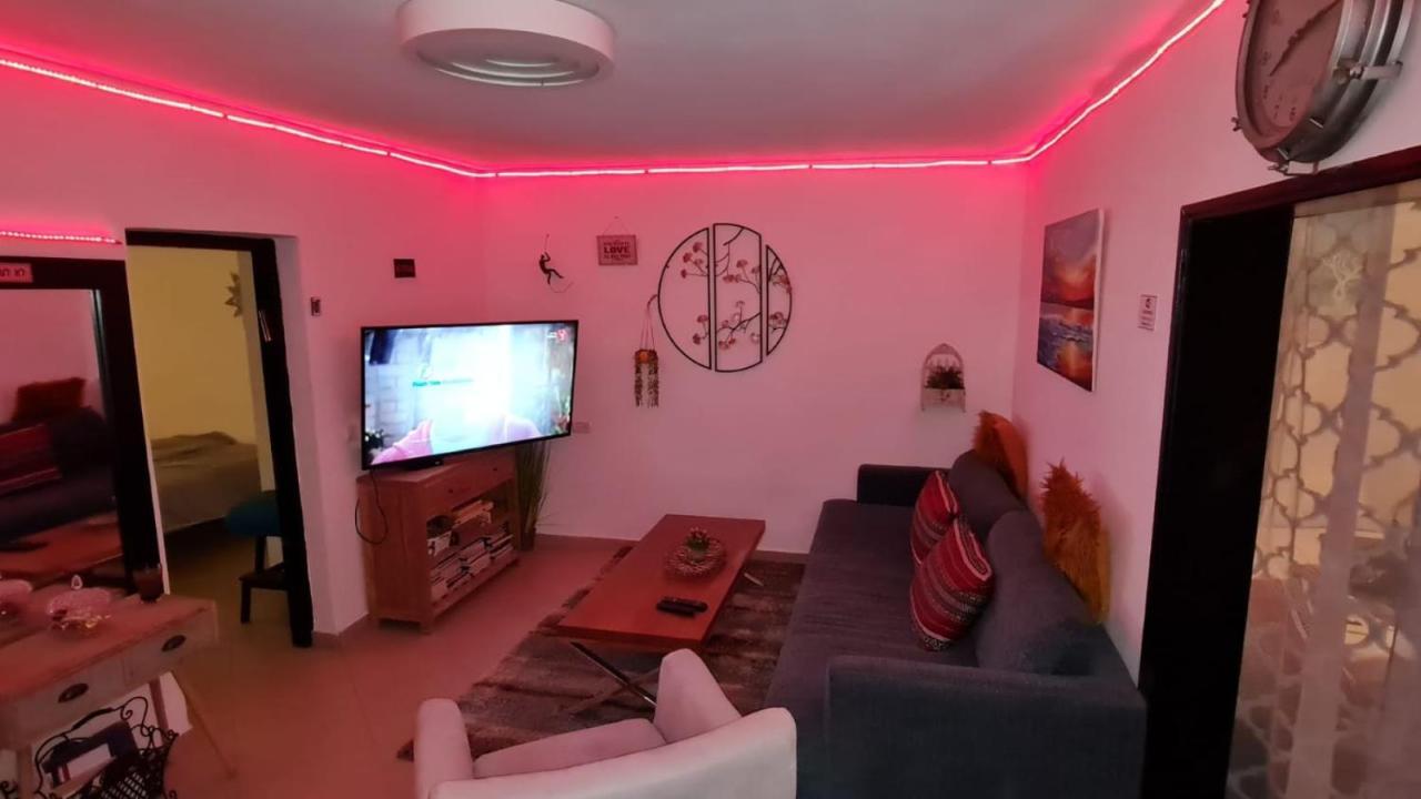 The Private House רשת הבית הפרטי Beersheba Bagian luar foto